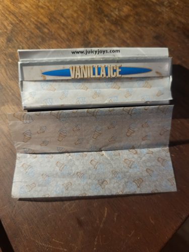 Juicy Jay Superfine Rolling Papers photo review