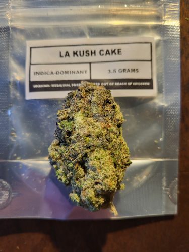 LA Kush Cake photo review