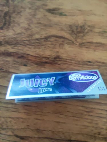 Juicy Jay Superfine Rolling Papers photo review