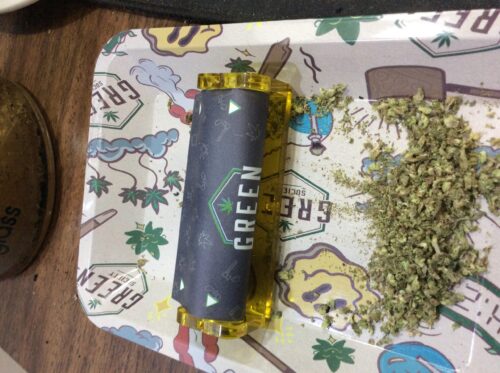 Green Society Rolling Machine photo review