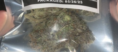 Click to view full screen 11 Week Pink Kush photo review