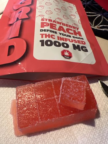 GRID Strawberry Peach Gummies photo review